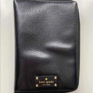 Kate Spade Wellesly Zip Around Planner